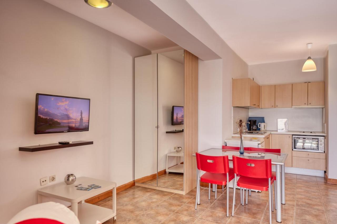 בארבאטי Glyfa Corfu Apartments מראה חיצוני תמונה