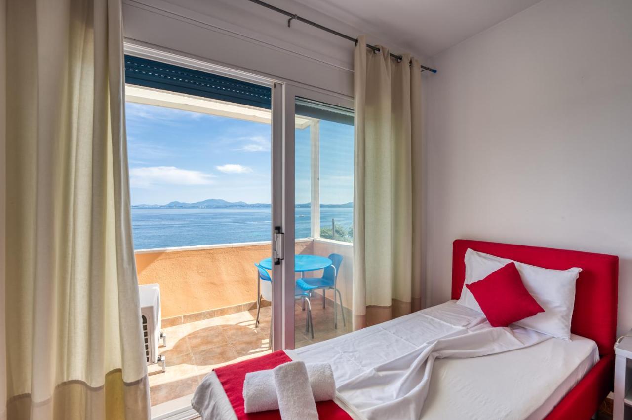 בארבאטי Glyfa Corfu Apartments מראה חיצוני תמונה