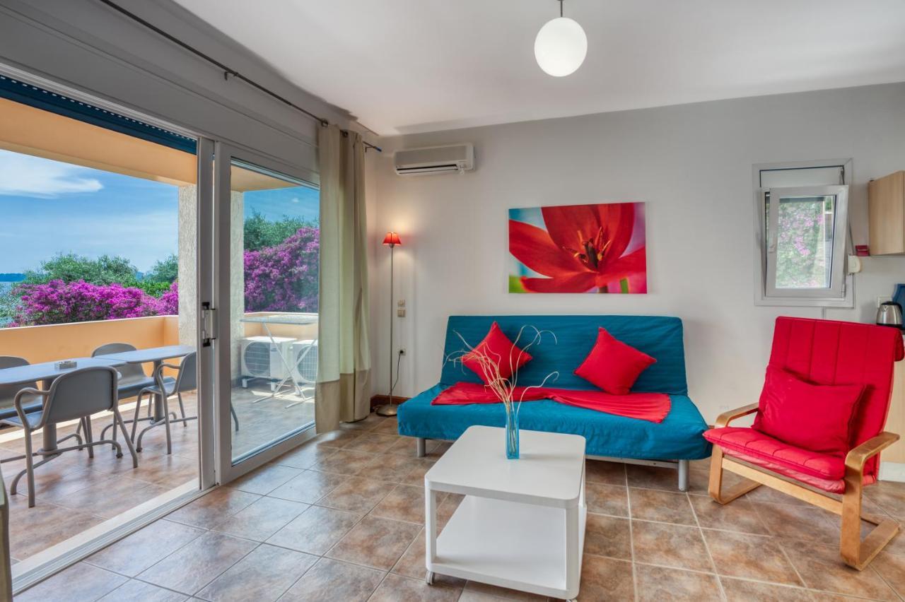 בארבאטי Glyfa Corfu Apartments מראה חיצוני תמונה